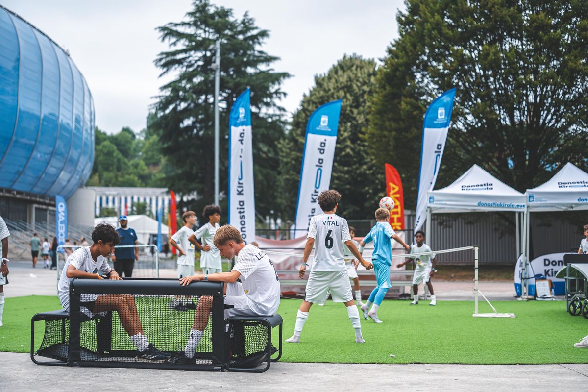 Teams at the Donosti Cup fan zone